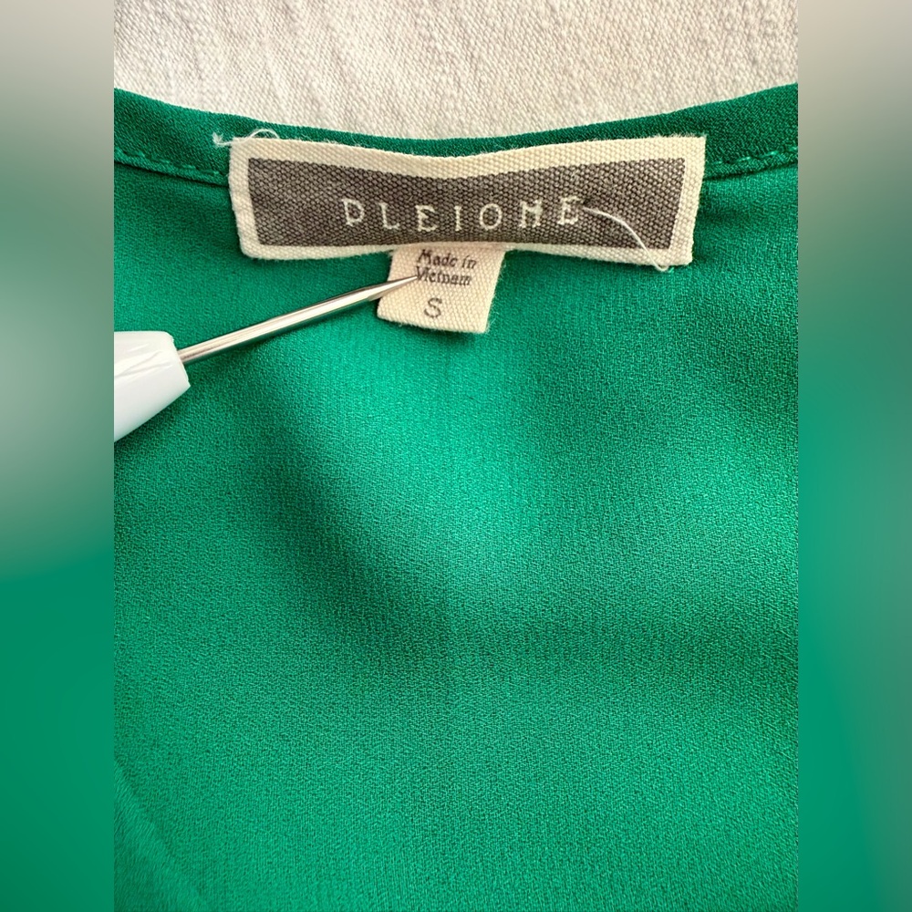 Pleione Small Green V-Neck Peplum Blouse Balloon Sleeve - Picture 5 of 8